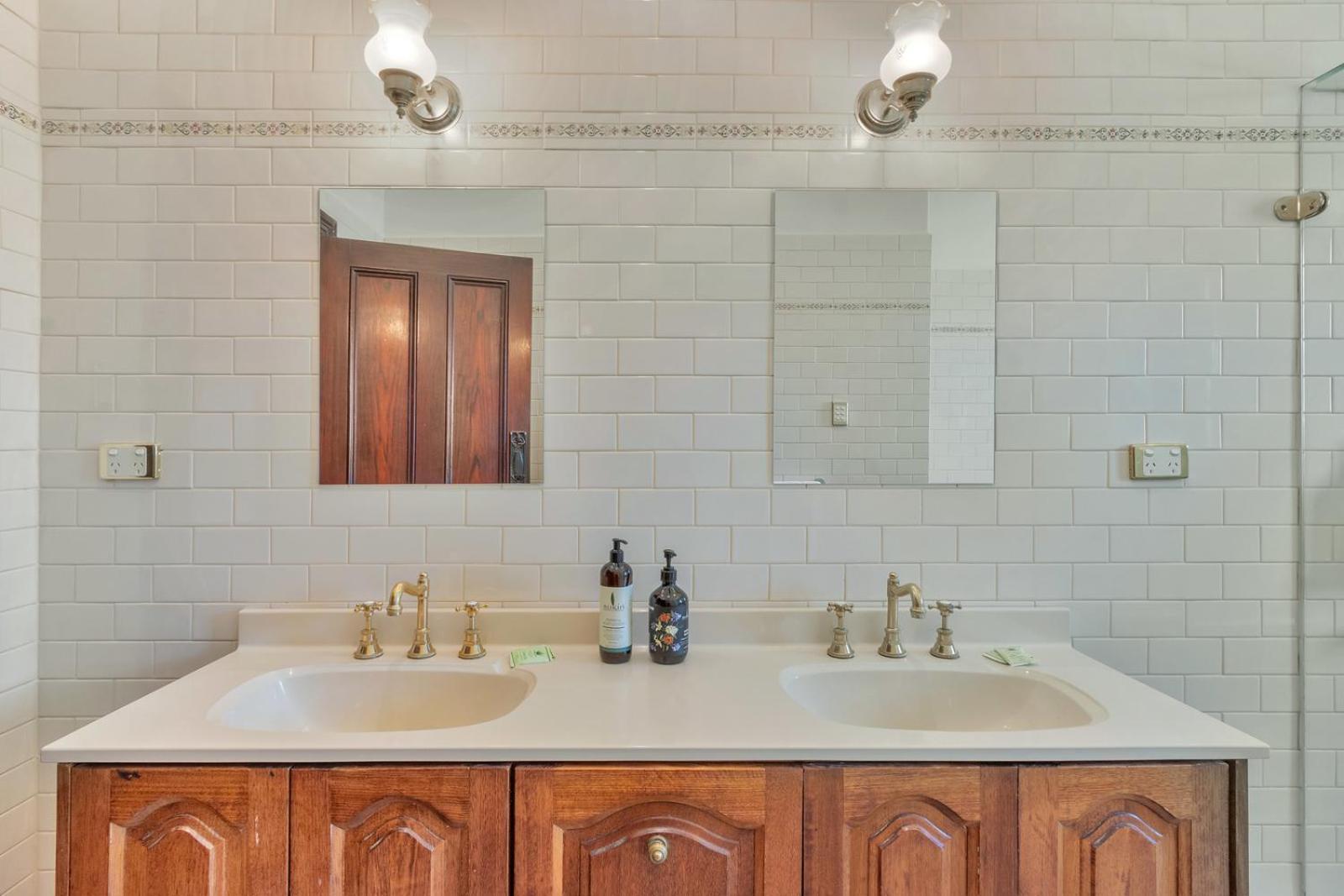 Barossa Vineyard Guesthouse タナンダ エクステリア 写真